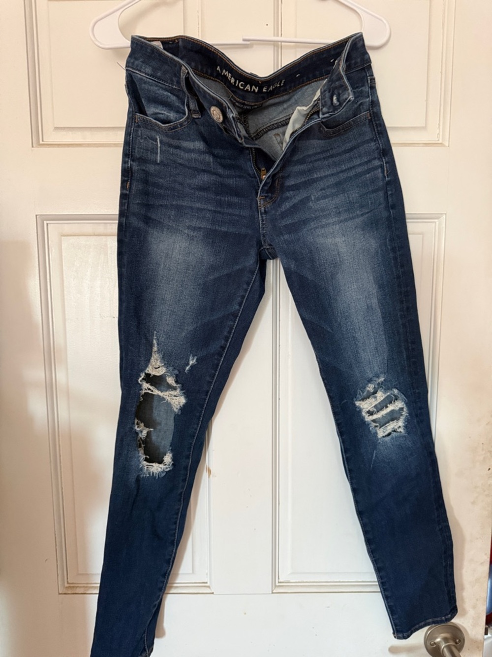 American Eagle Outfitters Distressed Dark Blue Skinny Jeans